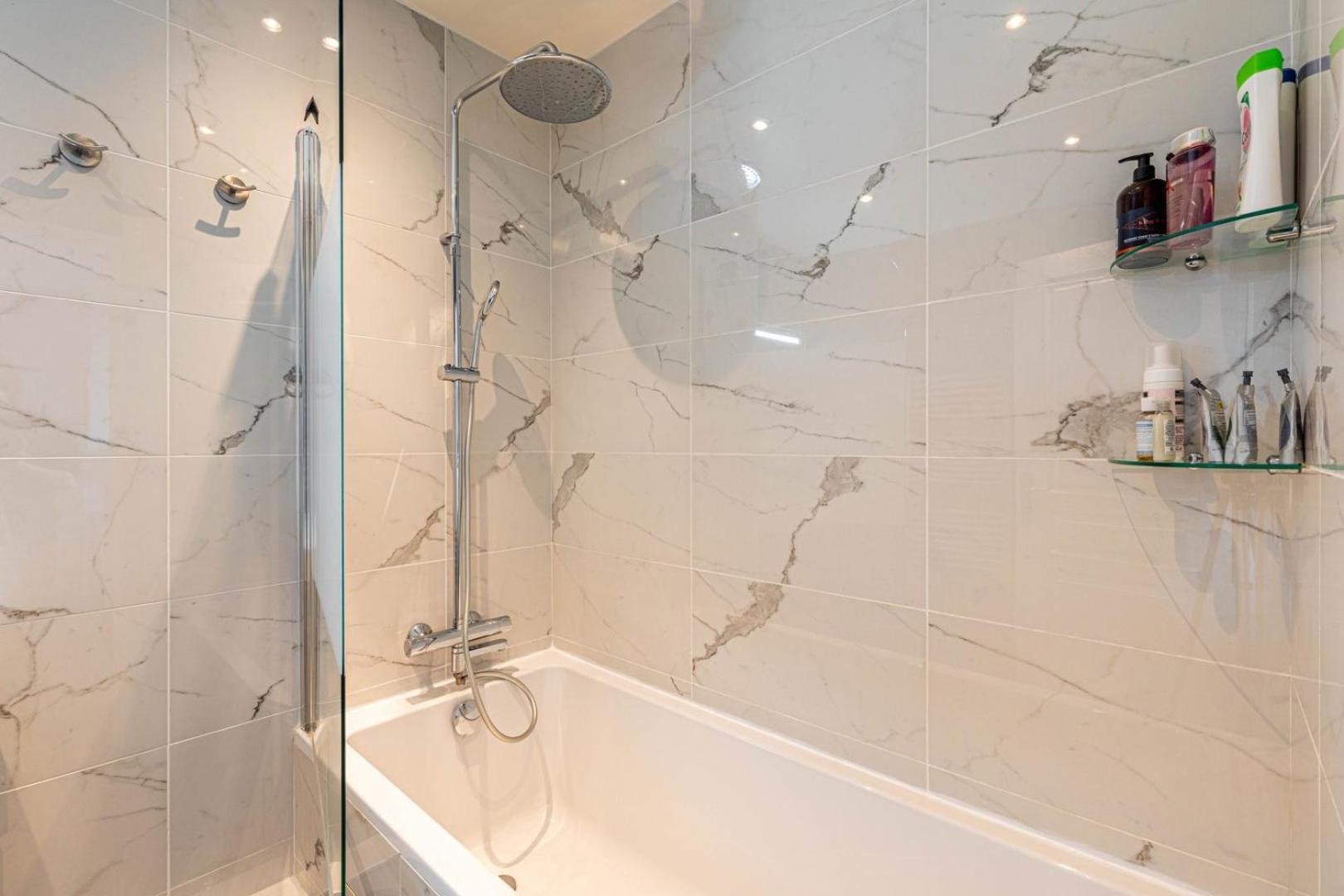 Apartment Guestready - Sejour Vue Tour Eiffel, Pied Du Metro *